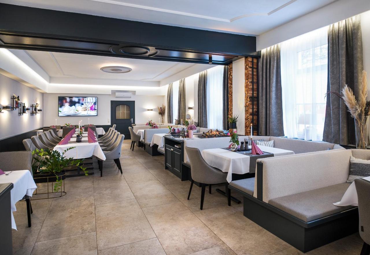 Hotel Bayrischer Hof 벨스 외부 사진